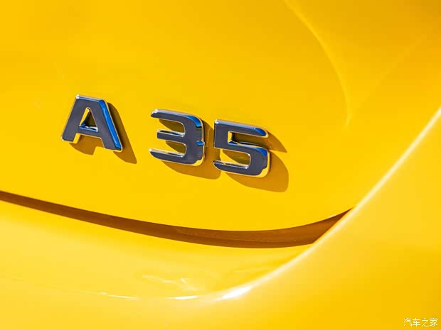 梅赛德斯-AMG 奔驰A级AMG 2019款 AMG A35 4MATIC 梅赛德斯-AMG 奔驰A级AMG 2019款 AMG A35 4MATIC