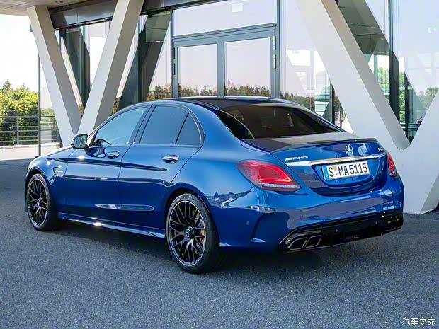 梅赛德斯-AMG 奔驰C级AMG 2019款 AMG C 63 S