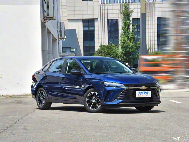 上汽通用雪佛兰 科鲁泽 2023款 1.3T 基本型 上汽通用雪佛兰 科鲁泽 2023款 1.3T 基本型