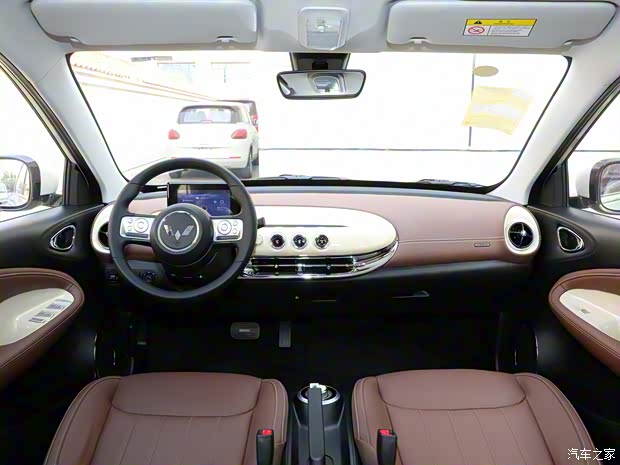 上汽通用五菱 五菱缤果 2023款 203km 舒享款