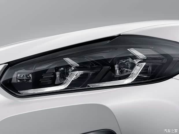 華晨寶馬 寶馬X3 2022款 xDrive30i 尊享型 M曜夜套裝