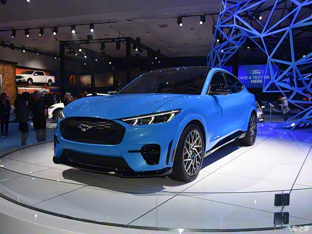 福特(进口) Mustang Mach-E 2020款 长续航全驱版 Premium
