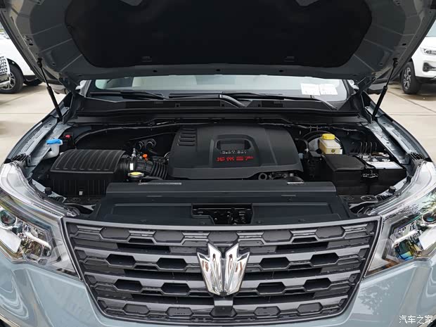 郑州日产 帕拉丁 2023款 2.0T 四驱智享版 郑州日产 帕拉丁 2023款 2.0T 四驱智享版