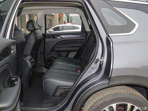 广汽乘用车 传祺GS5 2020款 1.5TGDI 自动尊享版