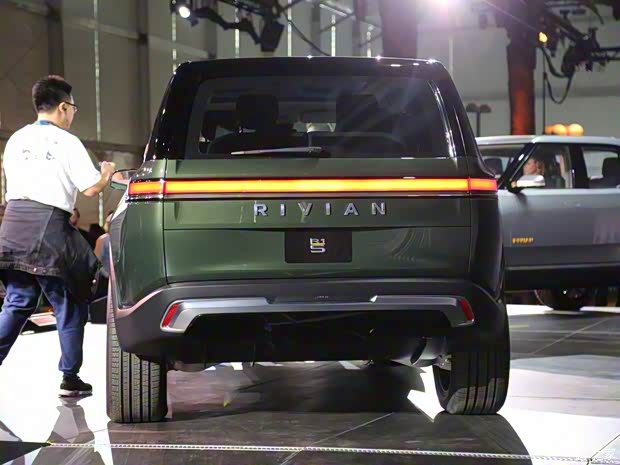 RIVIAN RIVIAN R1S 2019款 基本型 RIVIAN RIVIAN R1S 2019款 基本型