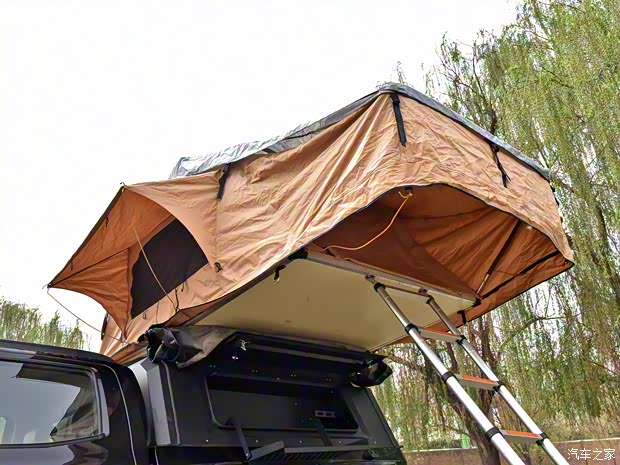 中興汽車 中興1949 2023款 2.3T商用版柴油自動兩驅(qū)超豪華型大雙