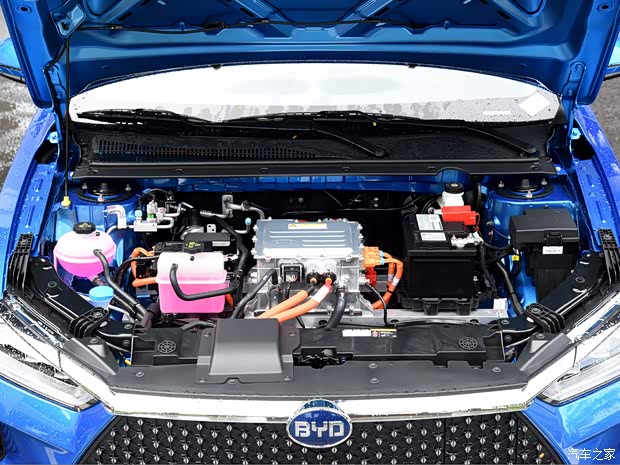 比亚迪 比亚迪e2 2021款 升级版 高续航版 尊贵型