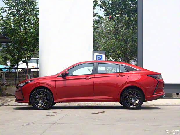 東風(fēng)乘用車 奕炫 2020款 230T 自動(dòng)炫目曜夜騎士版