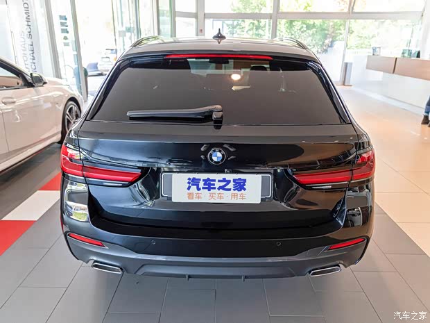 宝马(进口) 宝马5系(进口) 2021款 520d xDrive Touring 宝马(进口) 宝马5系(进口) 2021款 520d xDrive Touring