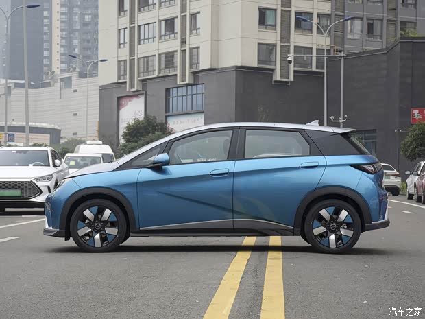 比亚迪 海豚 2021款 401km 骑士版 比亚迪 海豚 2021款 401km 骑士版