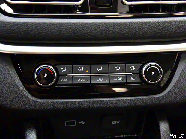 一汽奔腾 奔腾T33 2021款 1.2T 手动基本型