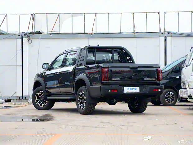 江淮汽車 悍途 2023款 2.0T 自動柴油兩驅(qū)精英型標(biāo)雙