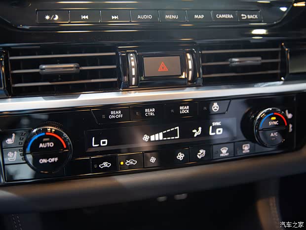 日产(进口) Pathfinder 2021款 3.5L Platinum 4WD 美国版