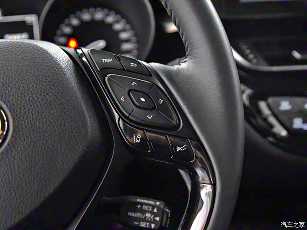 广汽丰田 丰田C-HR 2018款 2.0L 旗舰版 广汽丰田 丰田C-HR 2018款 2.0L 旗舰版