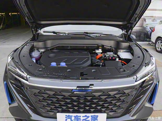 长安汽车 长安欧尚Z6新能源 2022款 蓝鲸iDD 150KM旗舰PLUS