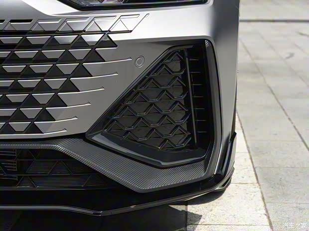 長(zhǎng)安汽車 長(zhǎng)安UNI-V 2022款 2.0T 運(yùn)動(dòng)版