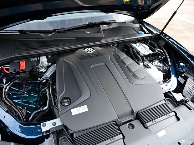 大众(进口) 途锐 2019款 2.0TSI 锐翼版