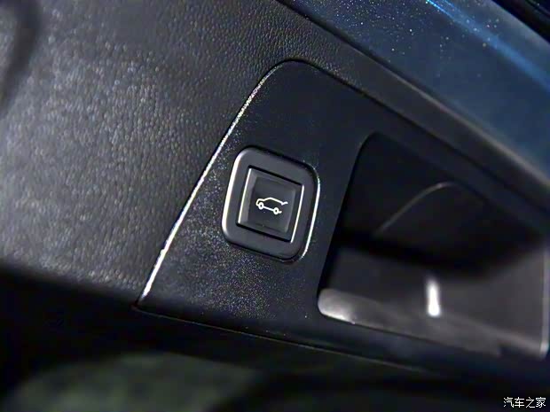 上汽通用别克 昂科威 2020款 28T 四驱全能运动旗舰型