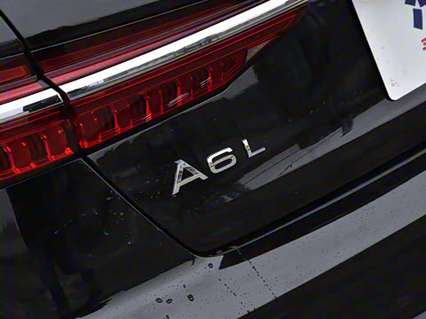 2022款 40 TFSI 豪华动感型 2022款 40 TFSI 豪华动感型