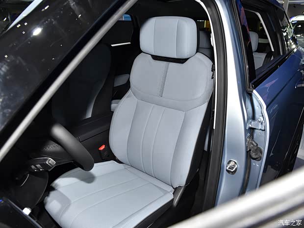 奇瑞汽車 風(fēng)云T6 2023款 PHEV 基本型