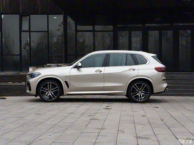 宝马(进口) 宝马X5 2019款 xDrive40i 尊享型 M运动套装