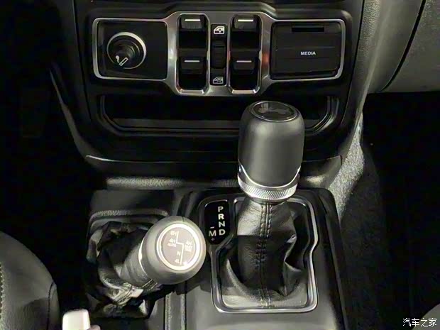 Jeep(進(jìn)口) 牧馬人 2022款 高地 基本型