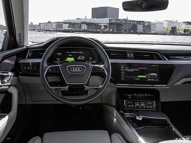 奥迪(进口) e-tron quattro 2018款 Prototype