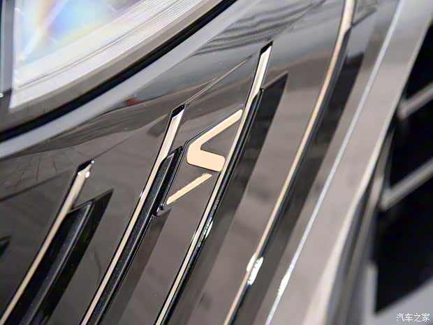 长安汽车 长安CS75 PLUS 2022款 第二代 1.5T 自动领航型