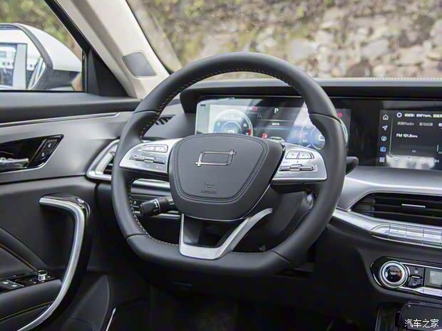 一汽奔騰 奔騰T77 2022款 基本型