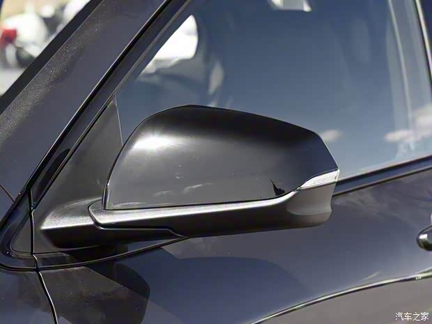 上汽通用雪佛蘭 探界者 2021款 Redline 550T 自動四驅(qū)RS