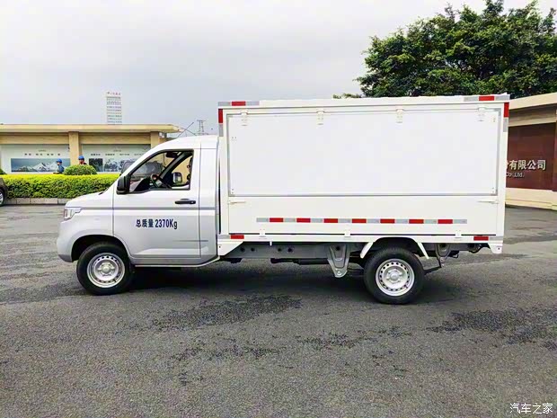 五菱工業(yè) 五菱榮光新卡翼開啟 2020款 1.8L單排翼開啟LJ479Q6