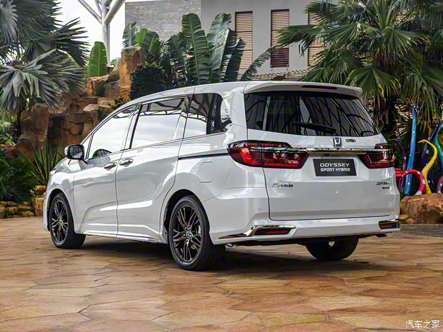 广汽本田 奥德赛 2022款 e:HEV 顶配版 广汽本田 奥德赛 2022款 e:HEV 顶配版