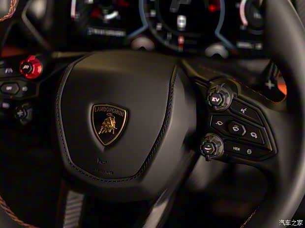 蘭博基尼 Revuelto 2023款 基本型