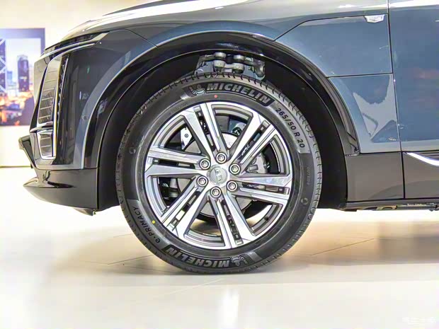 上汽通用凱迪拉克 LYRIQ銳歌 2022款 后驅(qū)長(zhǎng)續(xù)航豪華版