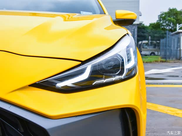 上汽集团 名爵5 2021款 1.5T DCT基本型