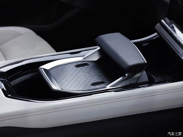 雷諾(進(jìn)口) Espace 2023款 E-Tech Hybrid 歐洲版