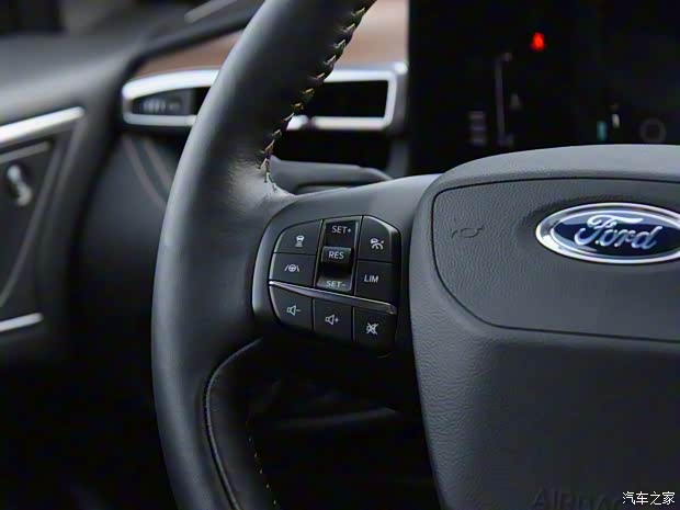 长安福特 锐界 2021款 PLUS EcoBoost 245 四驱尊锐型 7座