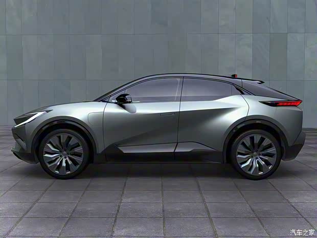 丰田(进口) bZ Compact SUV 2022款 基本型 丰田(进口) bZ Compact SUV 2022款 基本型