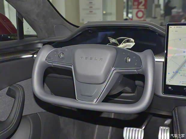 特斯拉（進(jìn)口） Model S 2023款 三電機(jī)全輪驅(qū)動(dòng) Plaid版
