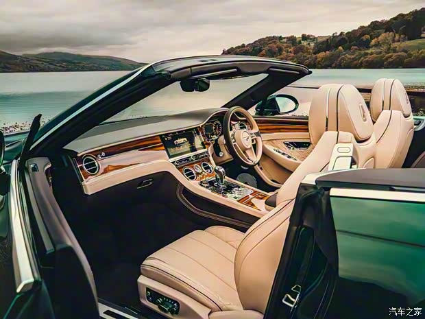 宾利 欧陆 2019款 6.0T GT W12 敞篷版