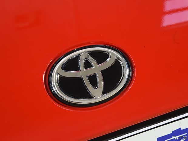 丰田(进口) 丰田86 2022款 GR 86 2.4L 手动基本型 丰田(进口) 丰田86 2022款 GR 86 2.4L 手动基本型