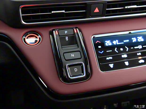 东风本田 艾力绅 2022款 2.0L e:HEV 至尊版 东风本田 艾力绅 2022款 2.0L e:HEV 至尊版