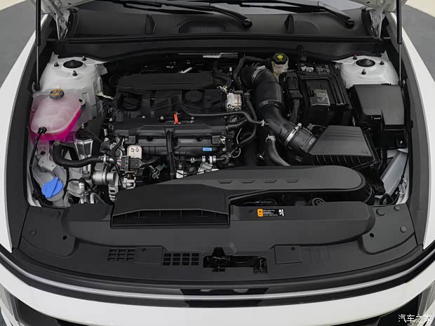 北京现代 索纳塔 2024款 1.5T 高配版 北京现代 索纳塔 2024款 1.5T 高配版