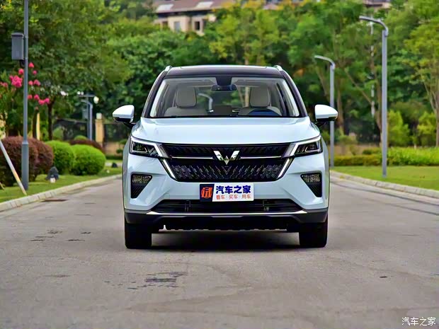 上汽通用五菱 五菱星辰 2022款 2.0L HEV