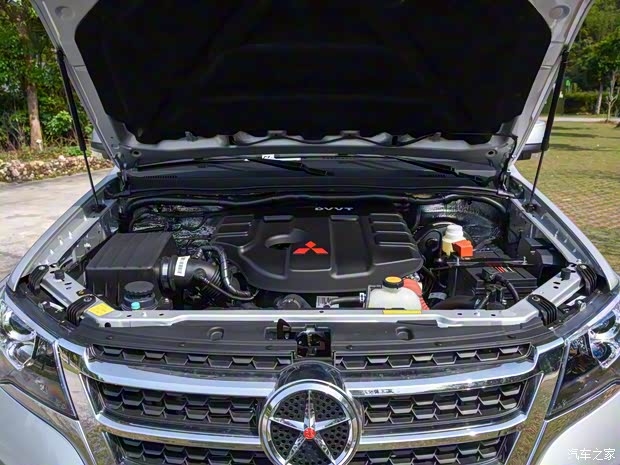 大運(yùn)汽車 大運(yùn)皮卡 2020款 2.4T汽油兩驅(qū)手動尊享型標(biāo)軸4K22D4T