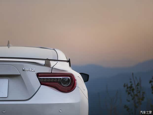 斯巴魯 斯巴魯BRZ 2020款 2.0L 手動type-RS版