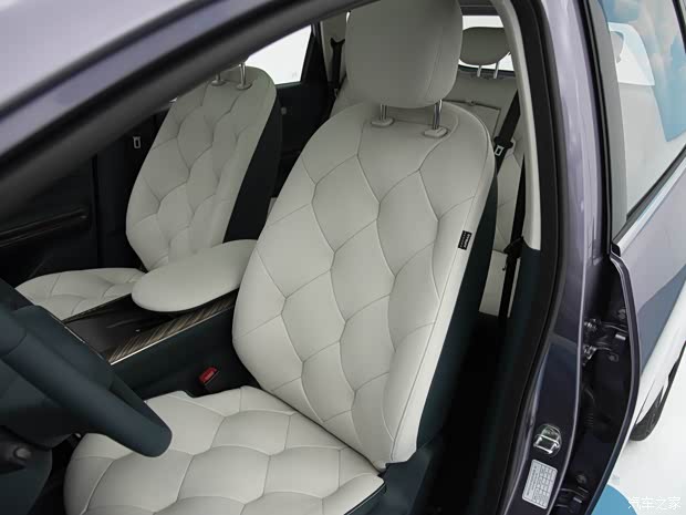 上汽通用五菱 宝骏云朵 2023款 460km 高配版 上汽通用五菱 宝骏云朵 2023款 460km 高配版