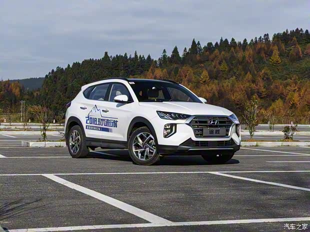 北京现代 途胜 2019款 280TGDi 双离合四驱智尊版 北京现代 途胜 2019款 280TGDi 双离合四驱智尊版