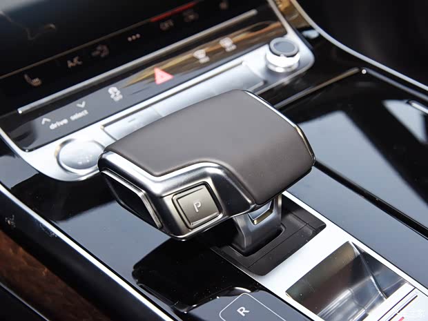 奧迪(進口) 奧迪Q7 2020款 45 TFSI quattro 致享專享版