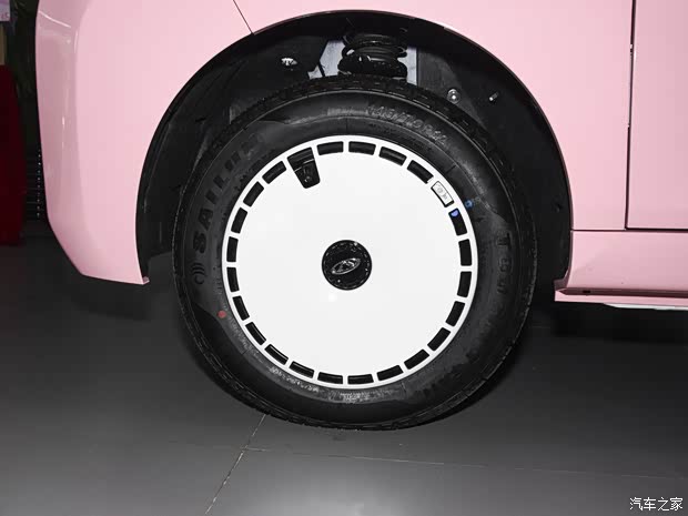 奇瑞新能源 QQ冰淇淋 2022款 桃欢喜 甜桃款